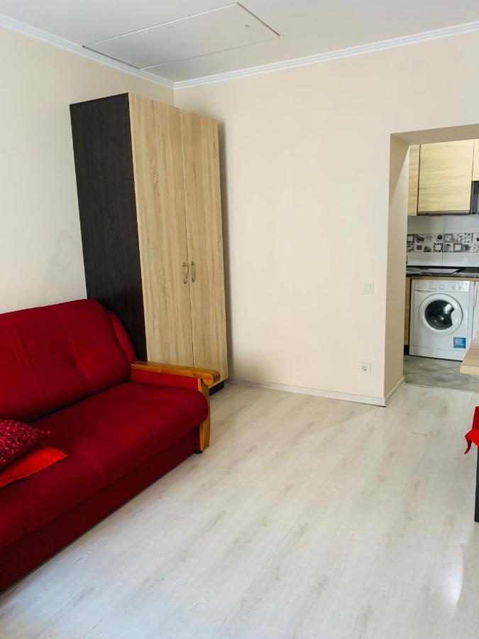 Apartment On Staroyevreyska 26 リヴィウ エクステリア 写真